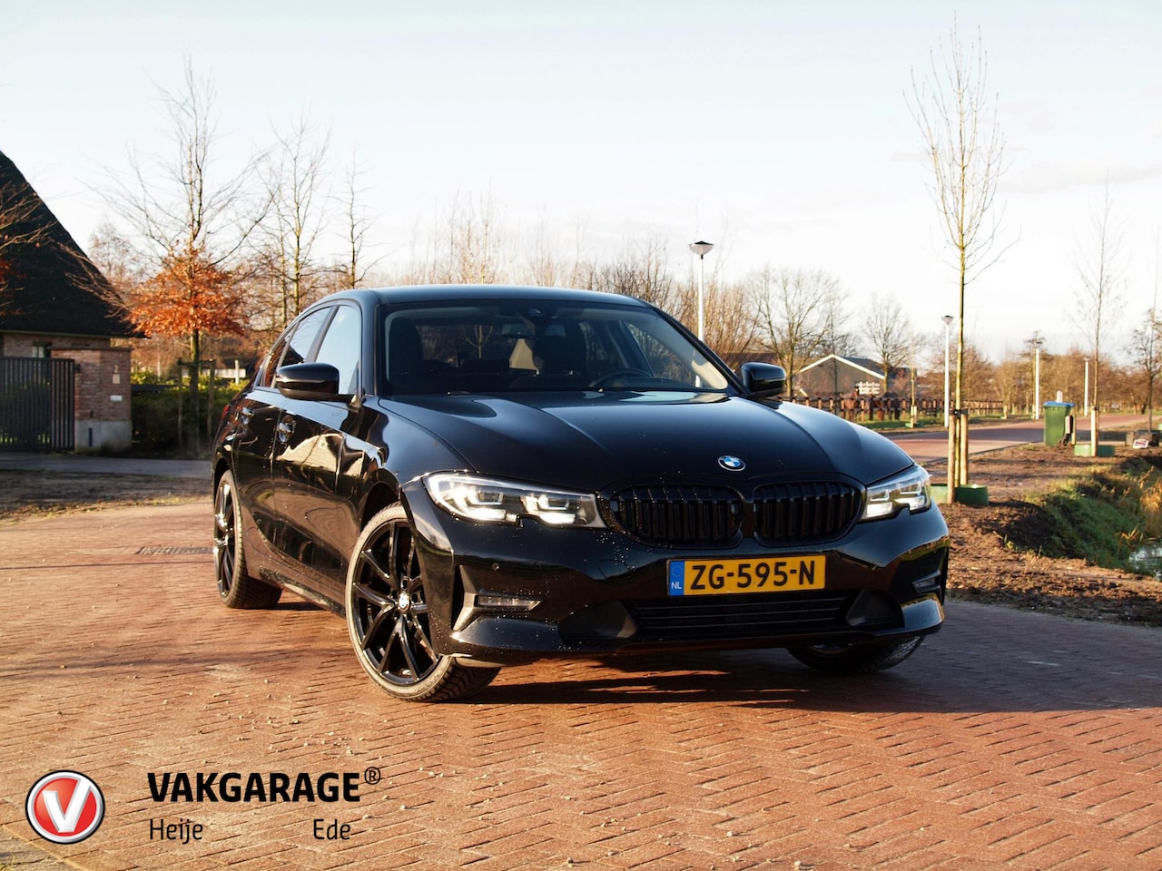 BMW 3-serie - 320i Executive Edition | Apple Carplay | Black Optic | 19-Inch | NL-Auto | - AutoWereld.nl