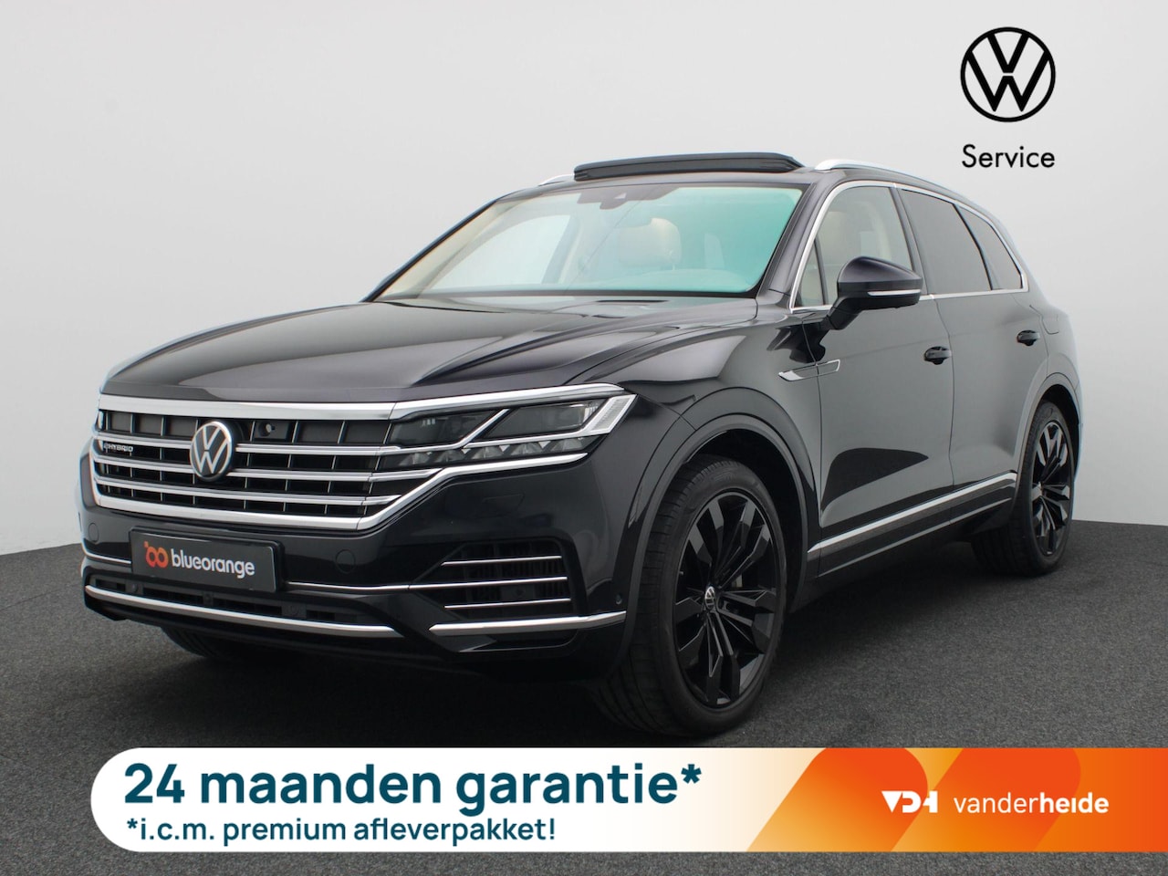 Volkswagen Touareg - 3.0 TSi eHybrid Atmosphere 4MOTION 381PK DSG LED, Navigatie, Stoelverwarming v+a, Panorama - AutoWereld.nl