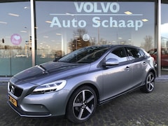 Volvo V40 - 2.0 D2 Momentum | Rijklaar incl garantie | Verwarmbaar voorruit LED koplampen 18 inch