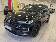 Volkswagen T-Roc - 1.5 TSI Sport DSG BLACK STYLE AUTOMAAT | FULL LED | BEATS |ADAPTIVE CC |