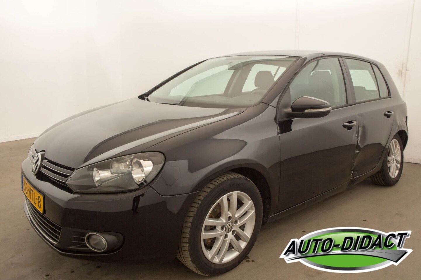 Volkswagen Golf - 1.4 TSI Highline Navi - AutoWereld.nl