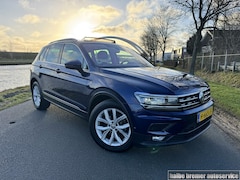 Volkswagen Tiguan - 1.5 TSI Comfortline|Pano|Camera|Carplay