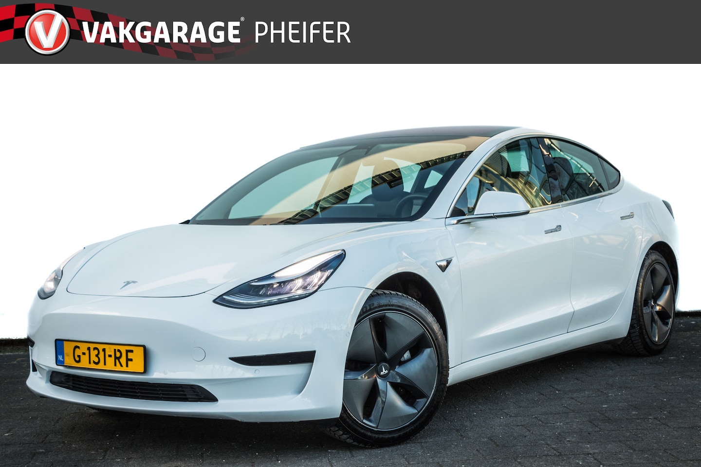 Tesla Model 3 - Standard RWD Plus 60 kWh Trekhaak/ Panoramadak/ Camera/ Stoelverwarming/ Adapt. cruise/ Na - AutoWereld.nl