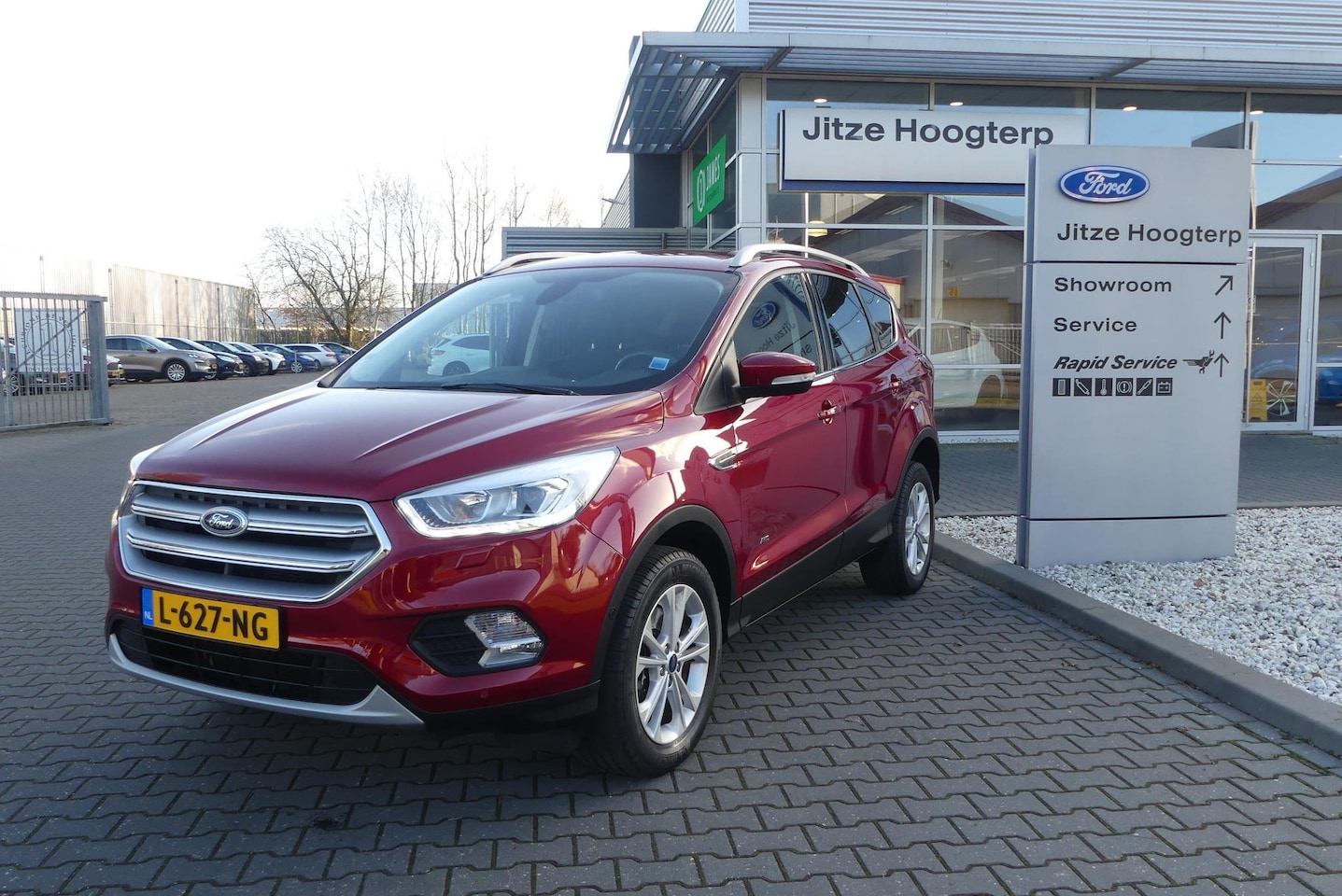 Ford Kuga - 1.5 Titanium 4WD AUTOMAAT 150PK.NAVI.TREKHAAK.59310KM.CAMERA.ELEKTRISCHE ACHERKL.WINTER PA - AutoWereld.nl