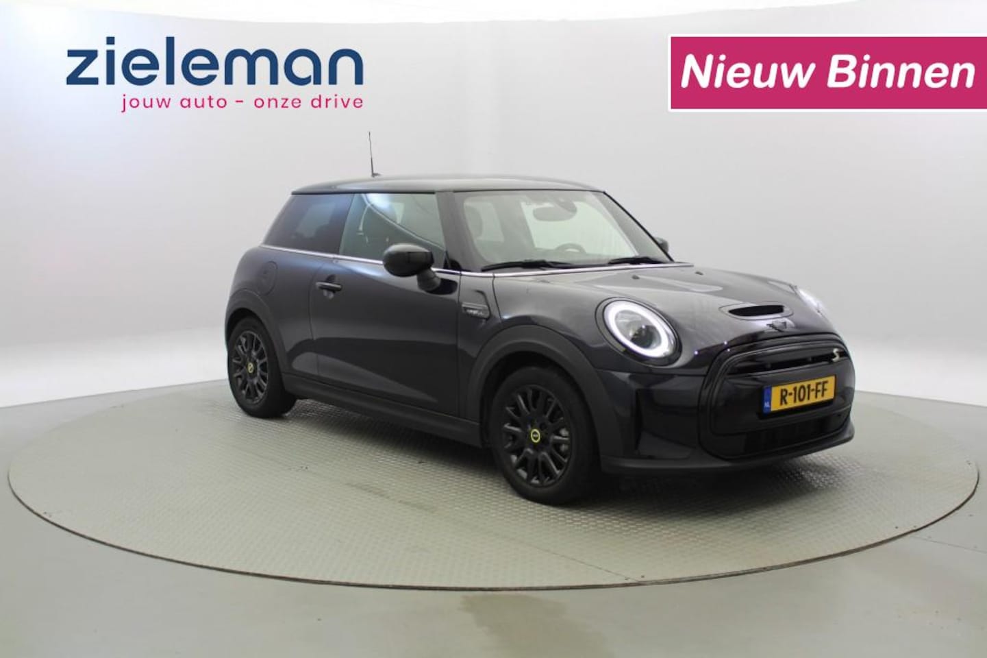 MINI Cooper - Electric - Camden Edition 33 kWh - Navi, Clima, Stoelverw. - AutoWereld.nl