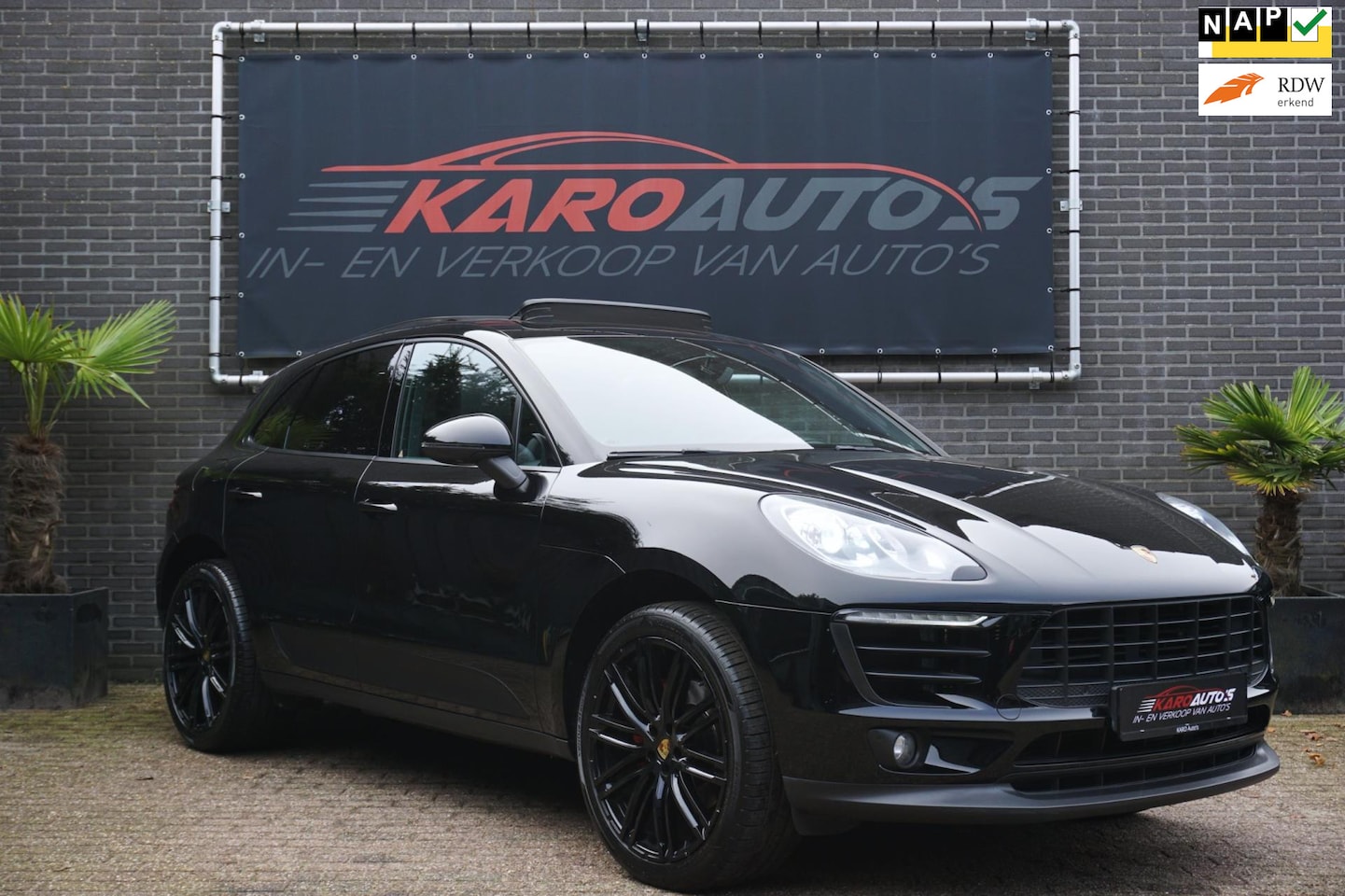 Porsche Macan - 2.0 AUT Pano Navi Carplay Leer Led Camera 21Lm - AutoWereld.nl