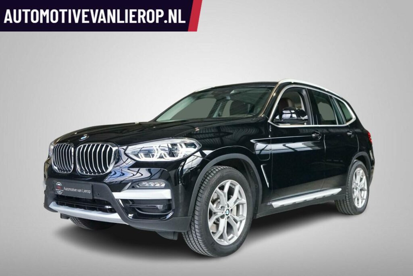 BMW X3 - XDrive30e xLine TREKHAAK | HUD | LEDEREN SPORTSTOELEN - AutoWereld.nl