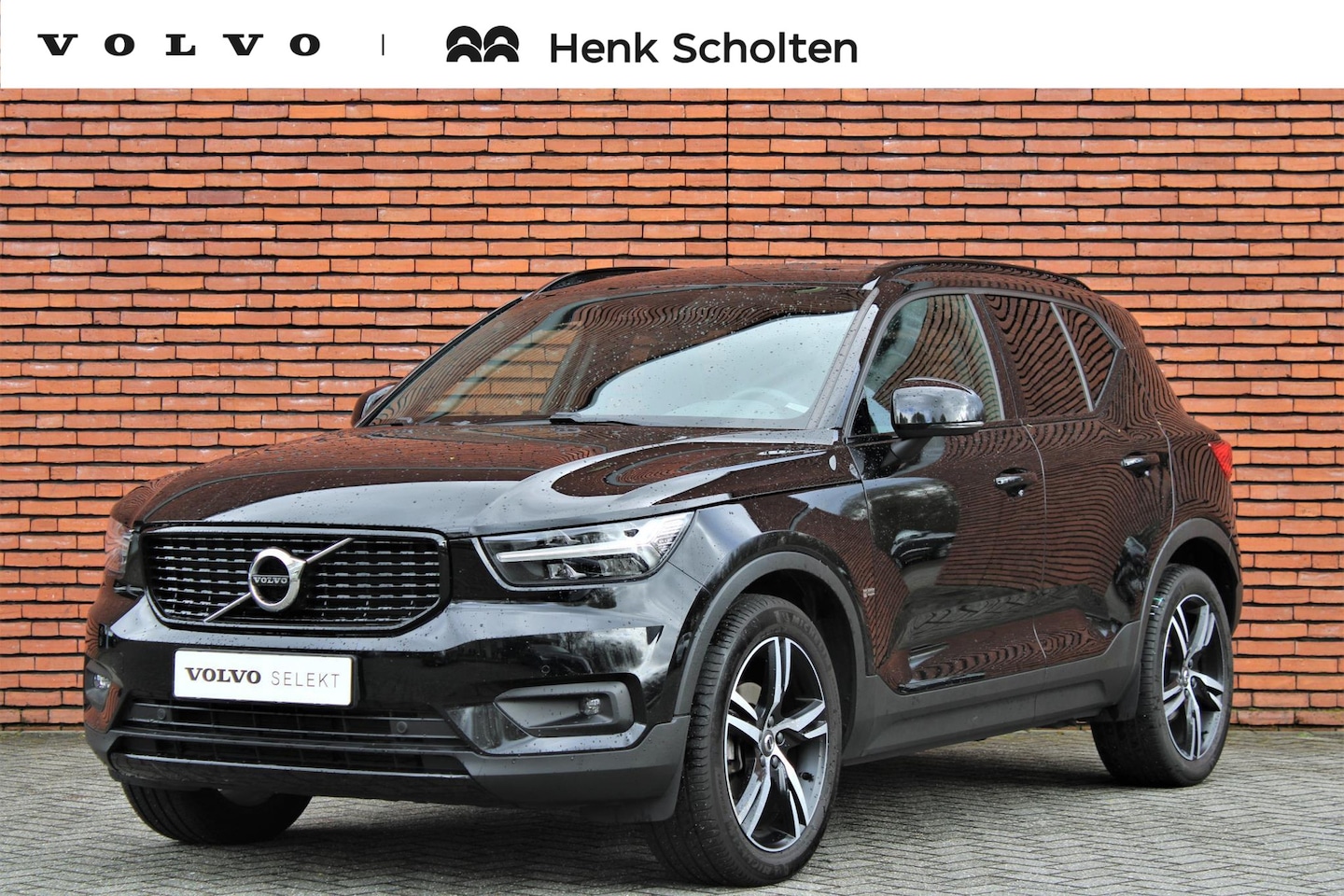 Volvo XC40 - D3 AUT8 150PK R-Design | Electronic Climate Control | Verwarmbare Voorstoelen | Panorama D - AutoWereld.nl