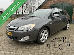 Opel Astra - 1.4 Turbo Edition NAVI/AIRCO/CRUISE/TREKHAAK