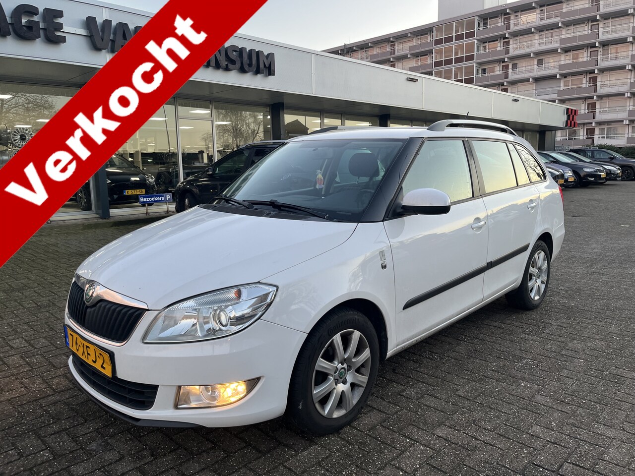 Skoda Fabia Combi - 1.2 TSI Style airco cruise Navi Lmv Nap - AutoWereld.nl