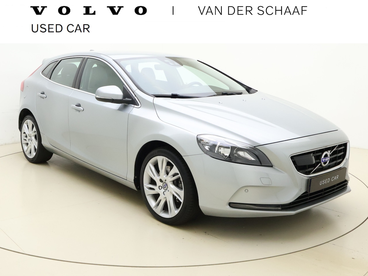 Volvo V40 - T5 245PK Summum / Adaptive cruise control / Afneembare trekhaak / Stoelverwarming / Keyles - AutoWereld.nl