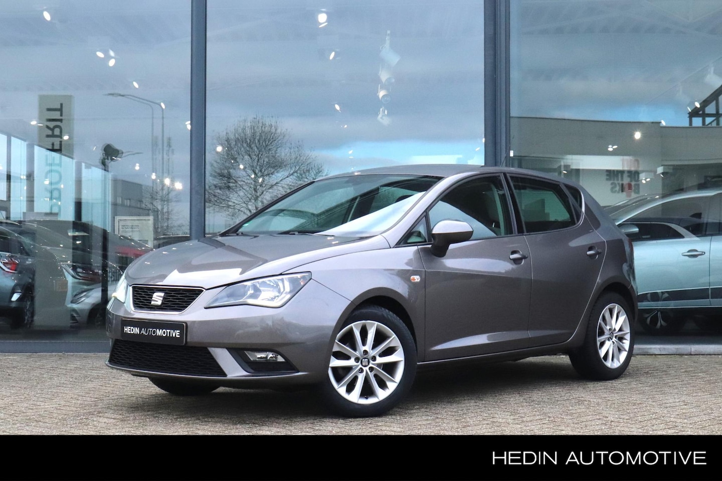 Seat Ibiza - 1.0 EcoTSI Style Connect | Navigatie | Airco | Parkeersensoren | - AutoWereld.nl