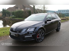 Skoda Octavia - 2.0 TSI RS60 245 / Navi / Trekhaak / Carplay