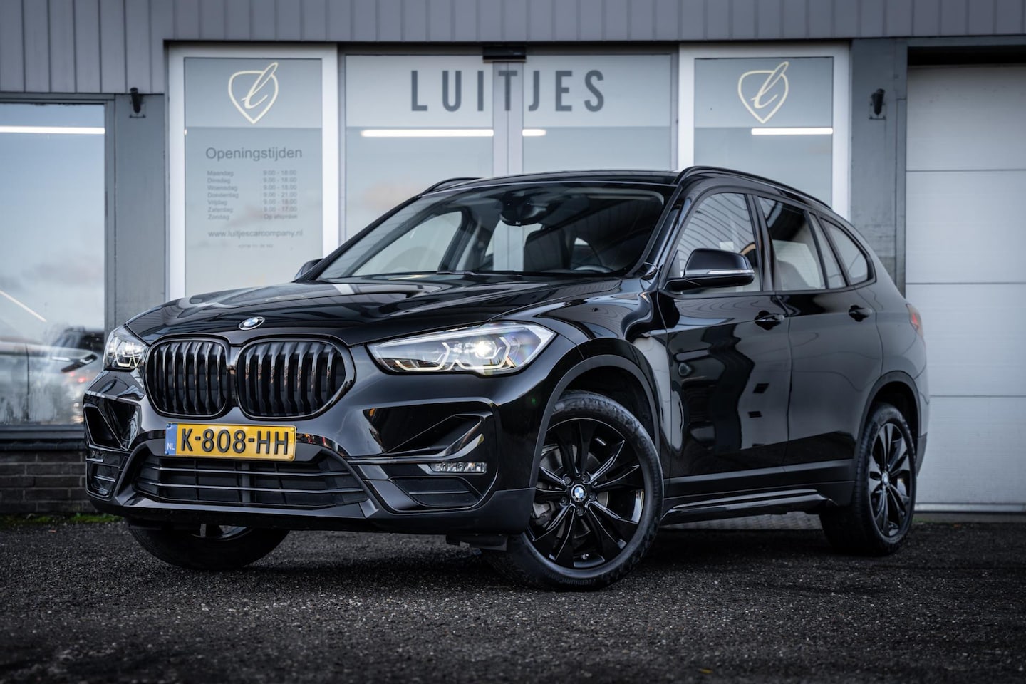 BMW X1 - SDrive18i Executive I Org.NL I 2e-eig. I Dealer-o.h. I Elek.achterklep I Head-up - AutoWereld.nl