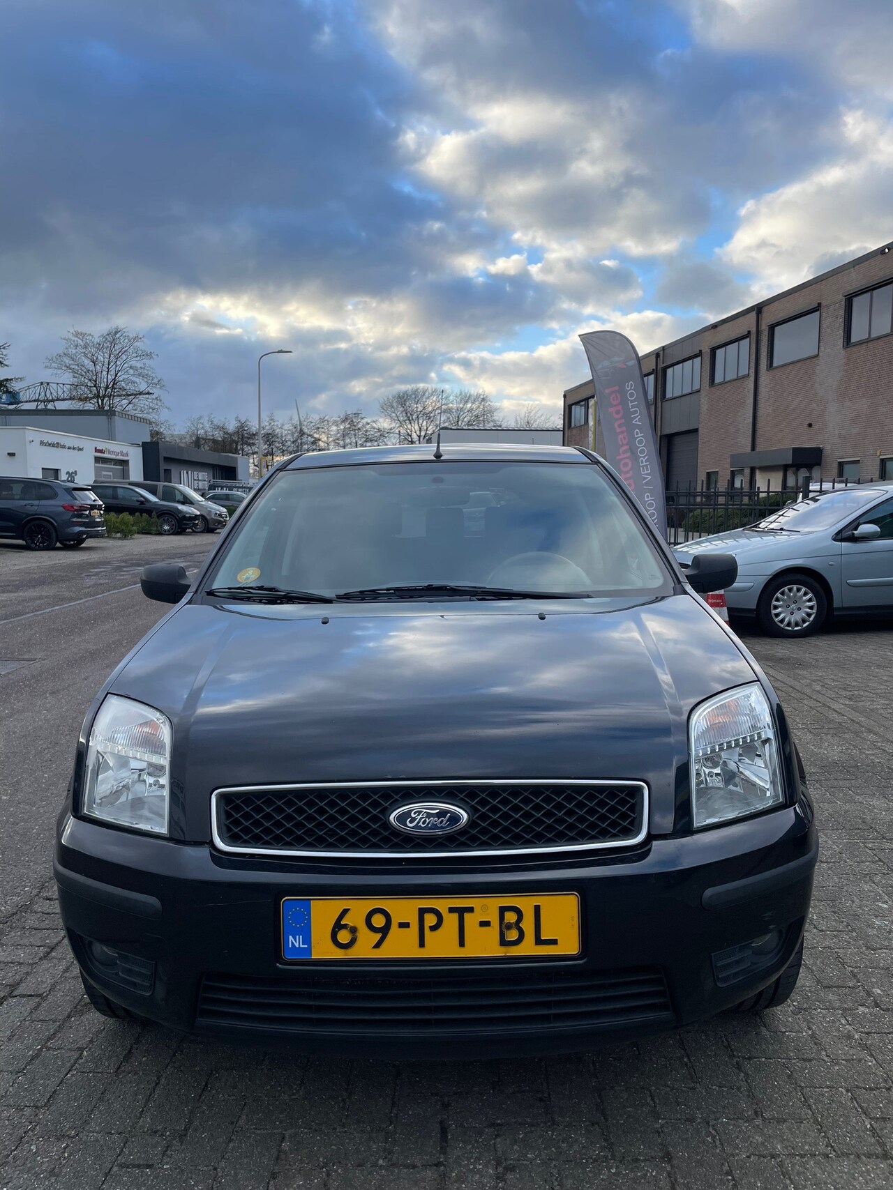 Ford Fusion - 1.6-16V Ghia 1.6-16V Ghia - AutoWereld.nl