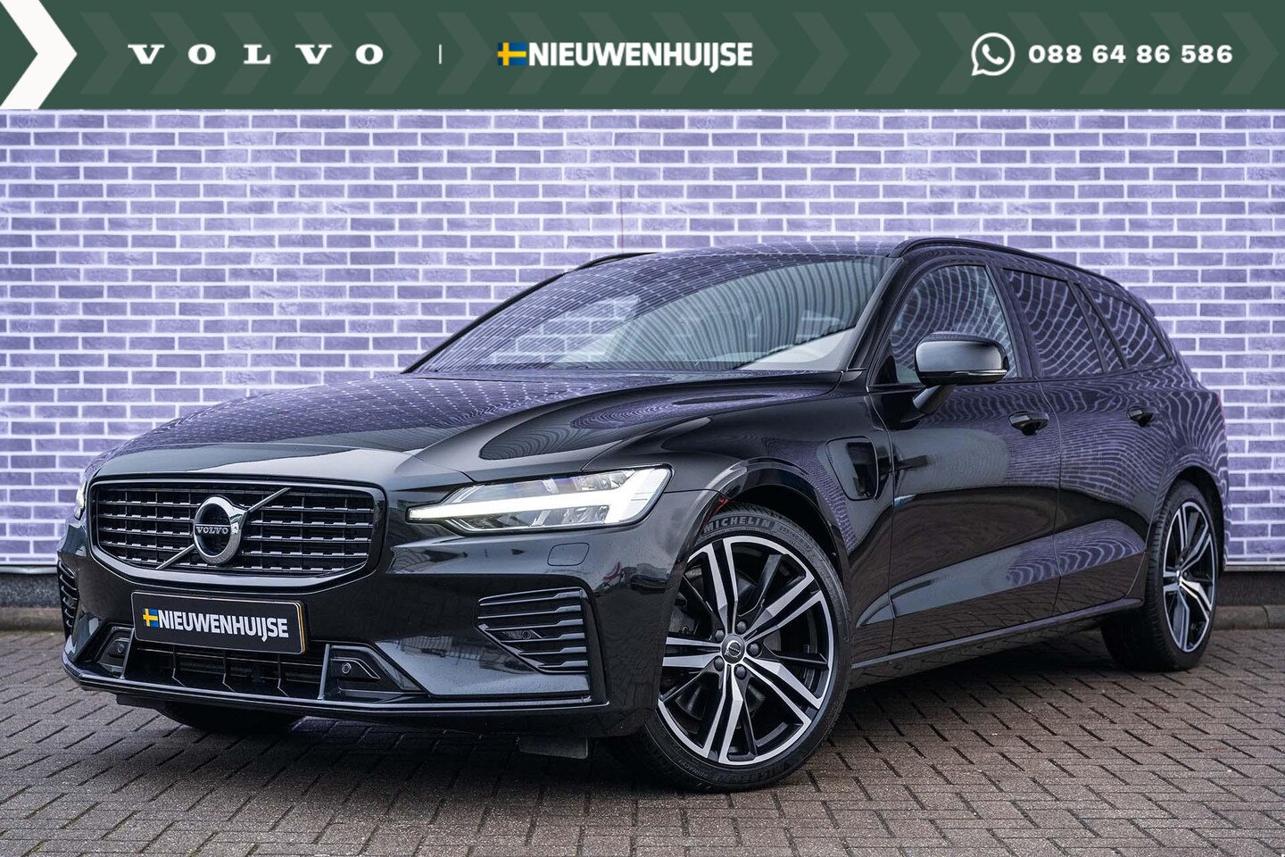 Volvo V60 - T6 Recharge AWD R-Design | Elektr. verst. stoelen met geheugen | Stoel/stuur & voorruitver - AutoWereld.nl