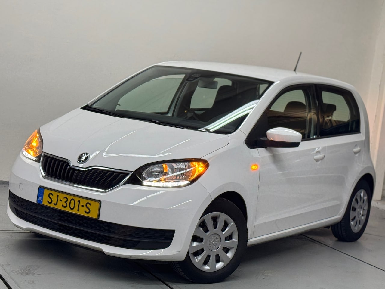 Skoda Citigo - 1.0 Greentech Ambition Cruise Bluetooth Elekt.Ramen - AutoWereld.nl