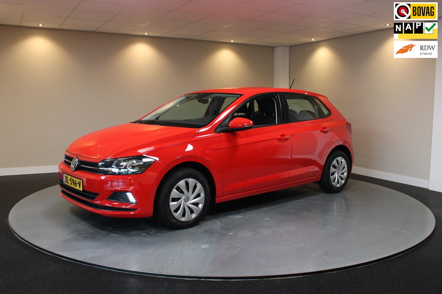 Volkswagen Polo - 1.0 MPI *37.000Km!* Carplay|Navi|Cruise|PDC - AutoWereld.nl