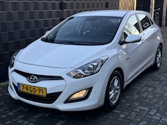 Hyundai i30 - 1.6GDI i-Motion Plus| CAMERA| CLIMA| CRUISE| TREKHAAK