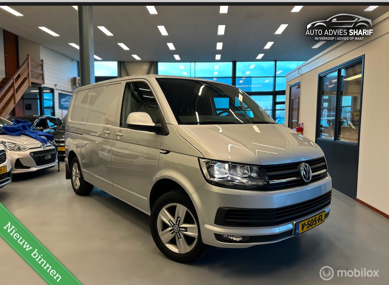 Volkswagen Transporter - 2.0 TDI L1H1 Highline CarPlay Camera. - AutoWereld.nl