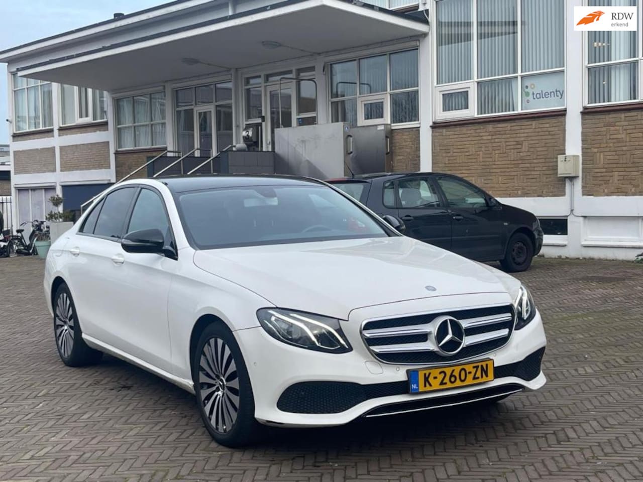 Mercedes-Benz E-klasse - 200 Prestige 200 Prestige - AutoWereld.nl