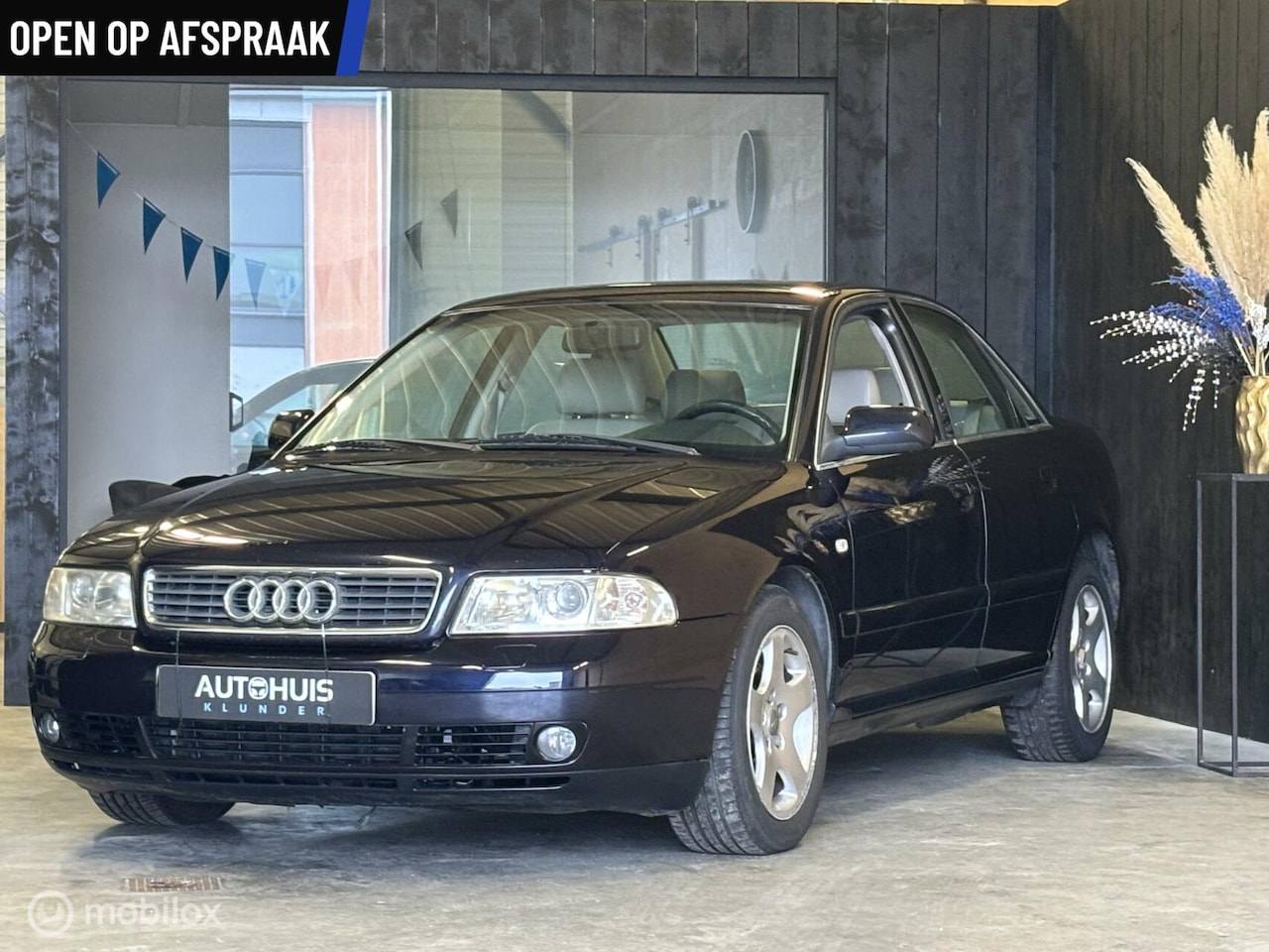 Audi A4 Limousine - 2.4 V6 • 1e eigenaar • - AutoWereld.nl