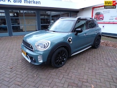 MINI Countryman - 2.0 Cooper S E ALL4 Yours Navi./Panoramadak/Lederen bekl./18"LMV/A.R Camera/Parkeersensore