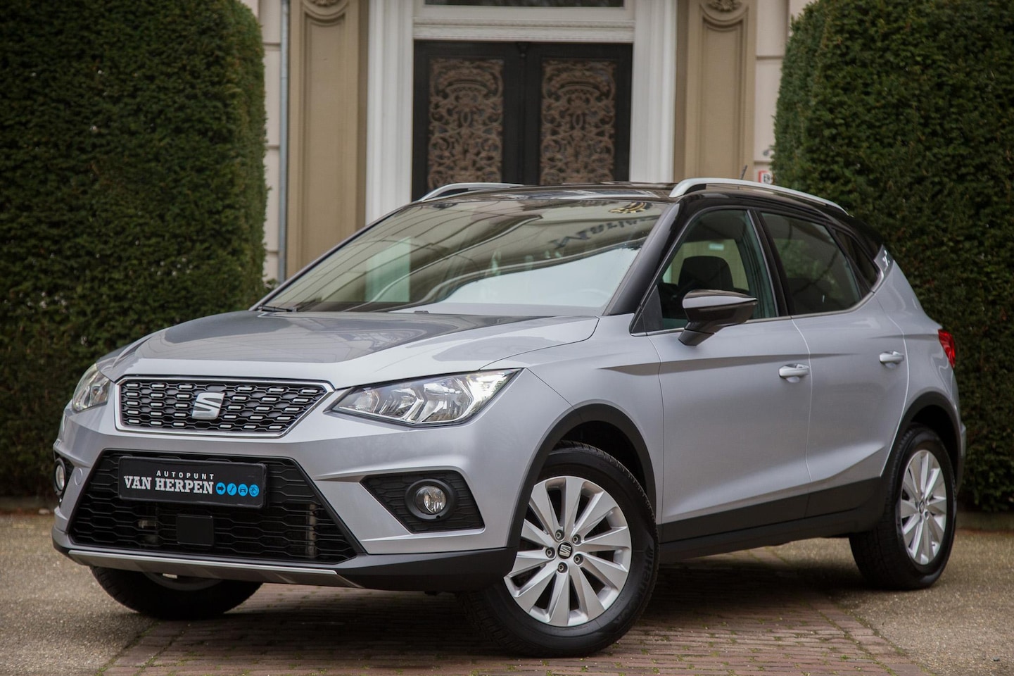 Seat Arona - 1.0 TSI Style 115 PK | Leder/Alcantara | Keyless | Stoelverwarming - AutoWereld.nl