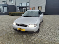 Audi A3 - 1.6 Attraction