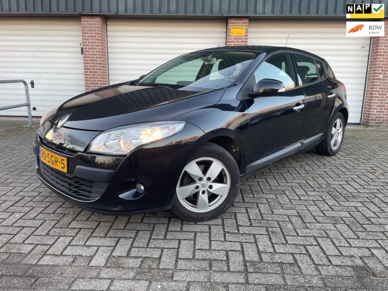 Renault Mégane - 1.4 TCe Dynamique Navi 6 bak - AutoWereld.nl