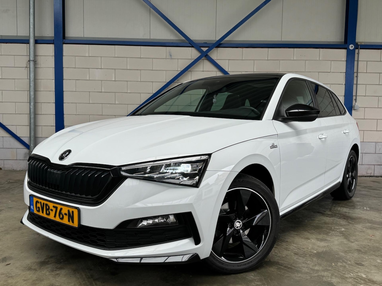 Skoda Scala - 1.6 TDI Monte Carlo AUT|PANO|VIRTUAL|VOL! - AutoWereld.nl