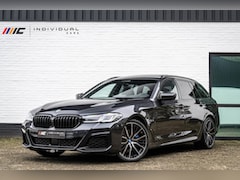 BMW 5-serie Touring - 530e xDrive M-Sport ACC Laser Softclose Panorama