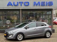 Hyundai i30 - 1.6 GDI GO Navi Camera Clima Cruise PDC