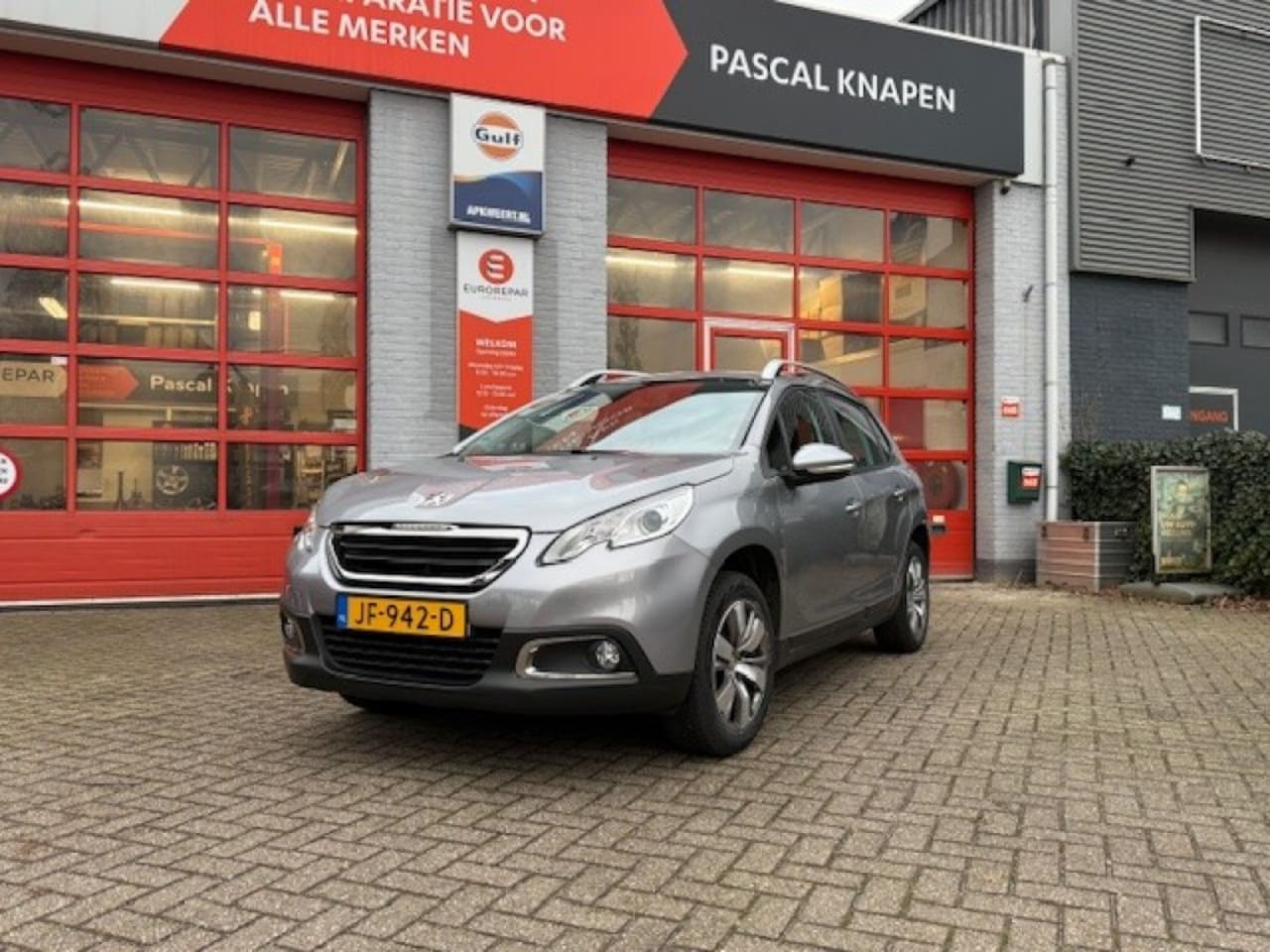 Peugeot 2008 - ACCESS 1.2 PURETECH  ALLURE met trekhaak - AutoWereld.nl