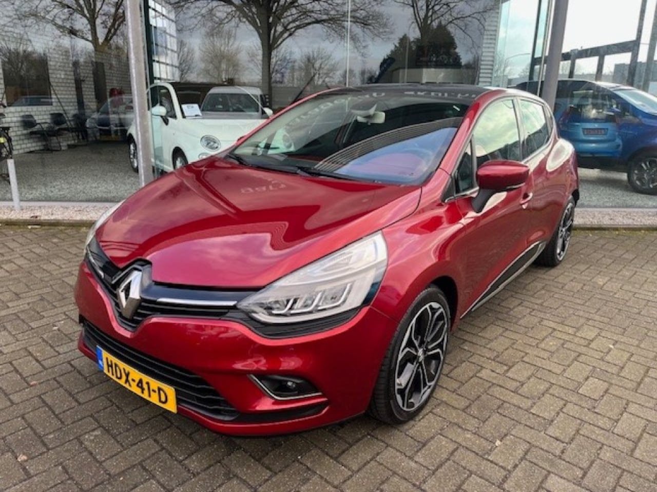 Renault Clio - 1.2 TCe Intens PANORAMADAK/CLIMA/LEER/NAVI - AutoWereld.nl