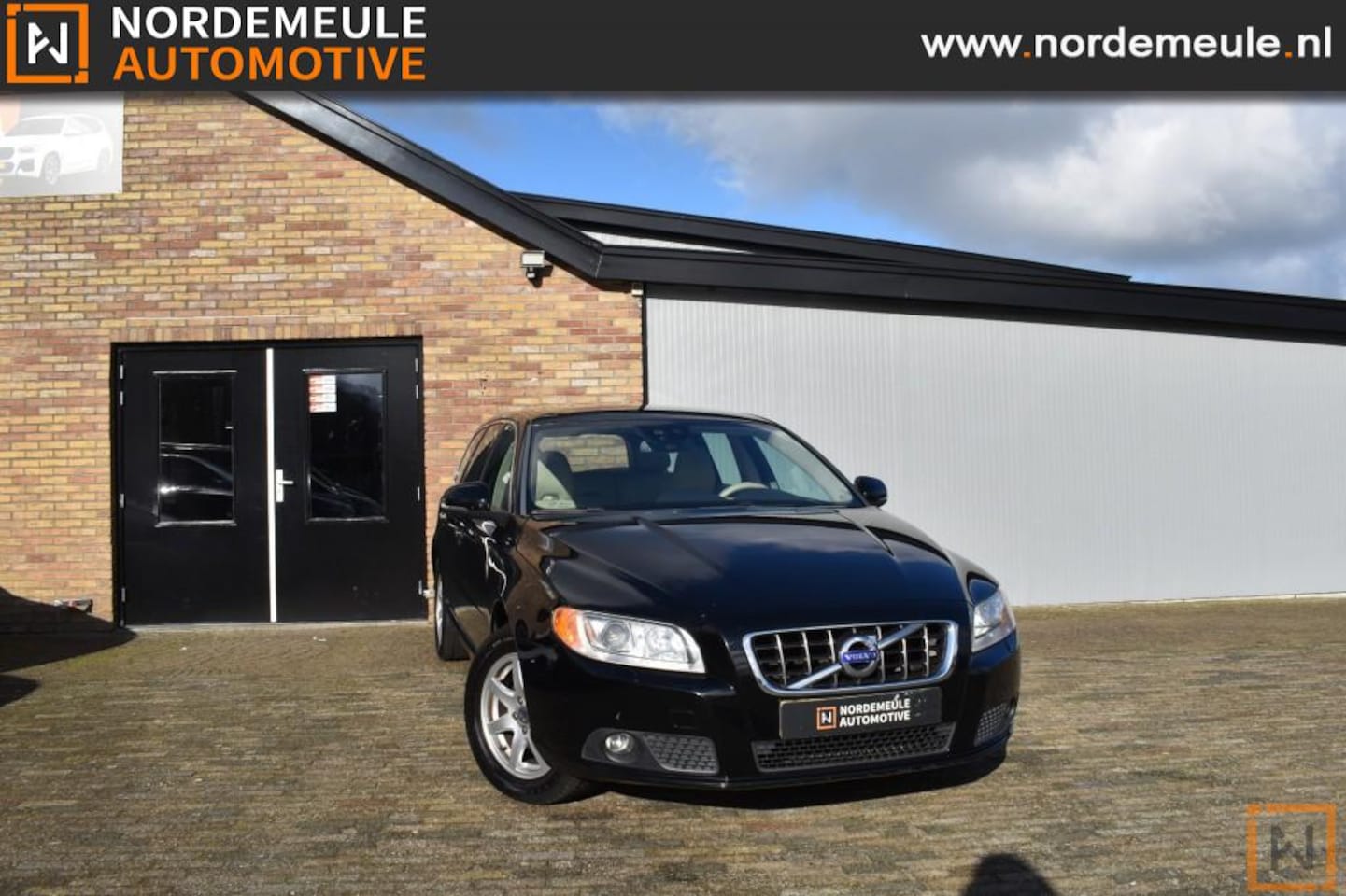 Volvo V70 - 1.6 T4 LIM. EDITION, AUT, Navi, Leder - AutoWereld.nl