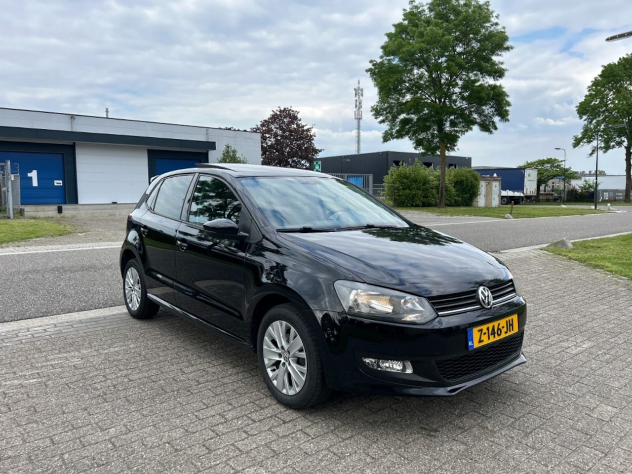 Volkswagen Polo - 1.4-16V Highline 5 Deurs Pano - AutoWereld.nl