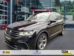 Volkswagen Tiguan - 1.5 TSI DSG R-LINE TREKHAAK/CAMERA/ACC/NAVI/CARPLAY