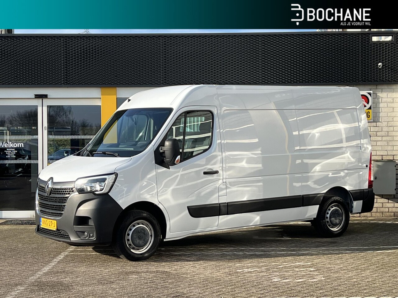 Renault Master - T33 2.3 dCi 135 L2H2 Comfort | Trekhaak | Navigatie | DAB | Parkeersensoren | Airco | - AutoWereld.nl