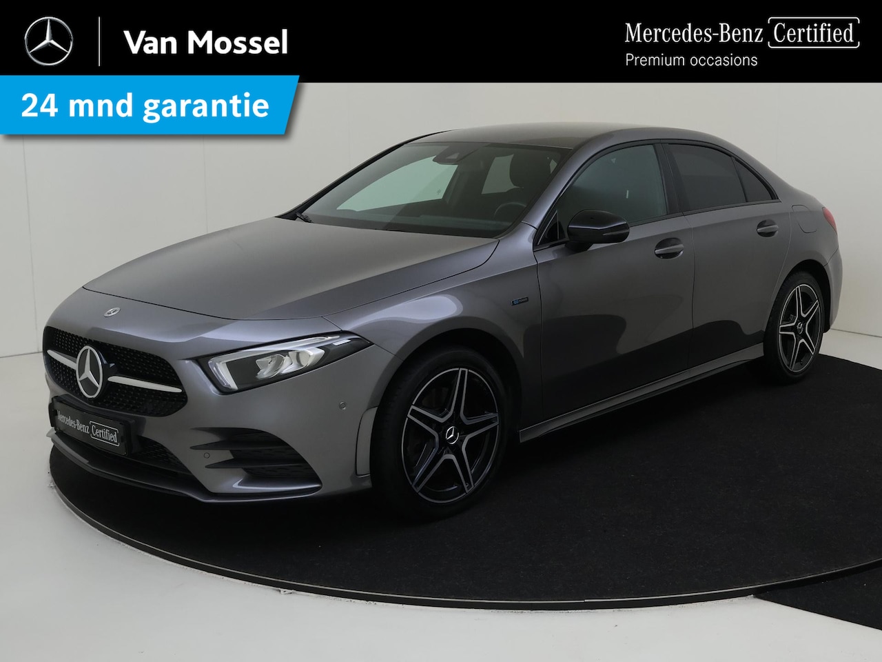 Mercedes-Benz A-klasse - 250 e Premium Plus / Stoelverwarming / Achteruitrijcamera / Night-Pakket / Panaroma-schuif - AutoWereld.nl