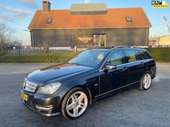 Mercedes-Benz C-klasse - 200 AMG AUTOMAAT PANORAMADAK LEER NAVI XENON FACELIFT