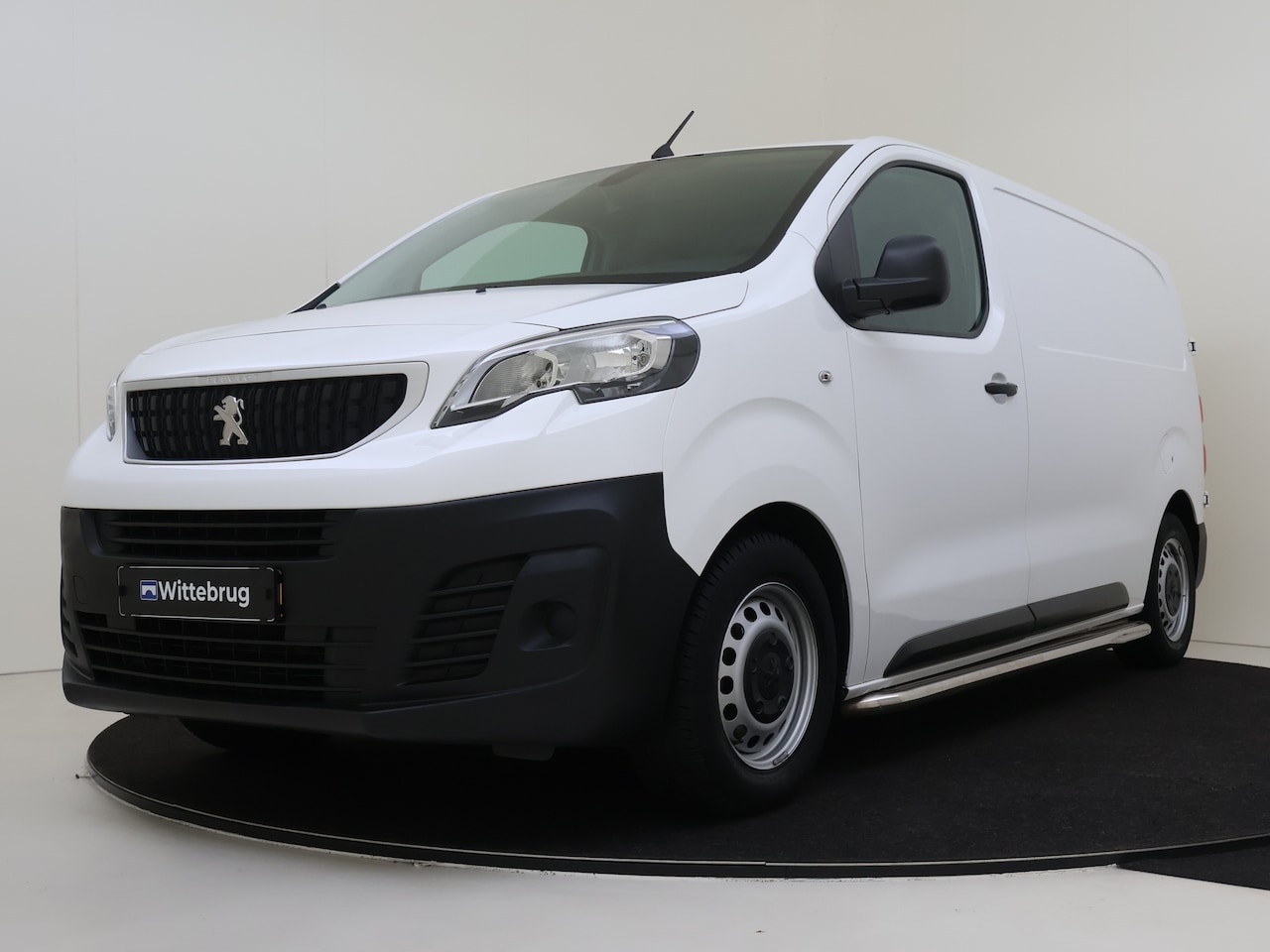 Peugeot Expert - 226S 1.6 95PK Premium | Parkeerhulp | Cruise control | Weinig gereden | - AutoWereld.nl