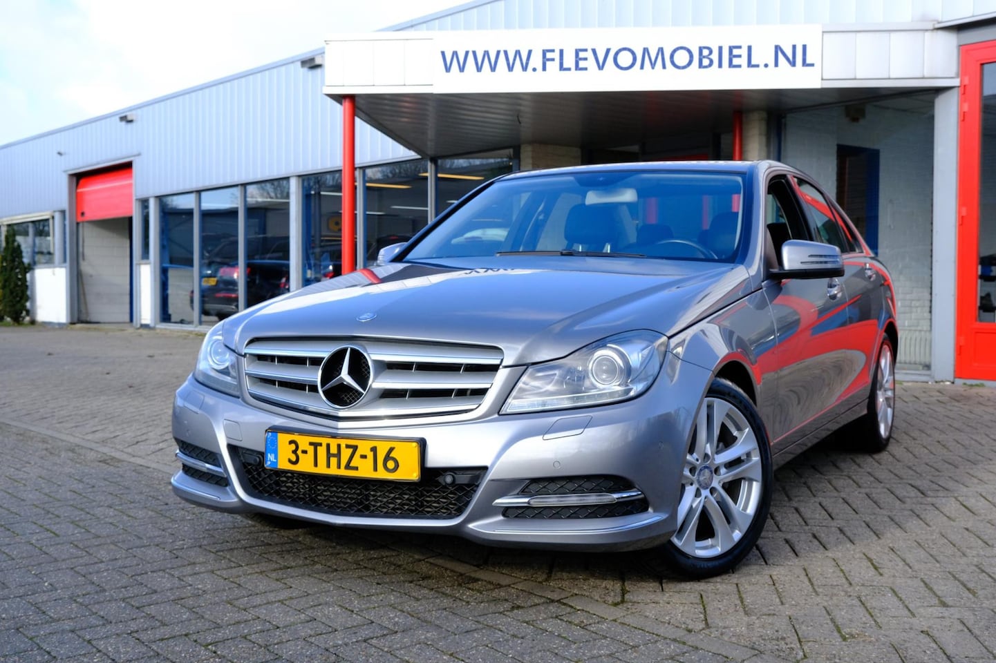 Mercedes-Benz C-klasse - 180 CDI Ambition Avantgarde Navi|Xenon|Clima|Half Leder - AutoWereld.nl