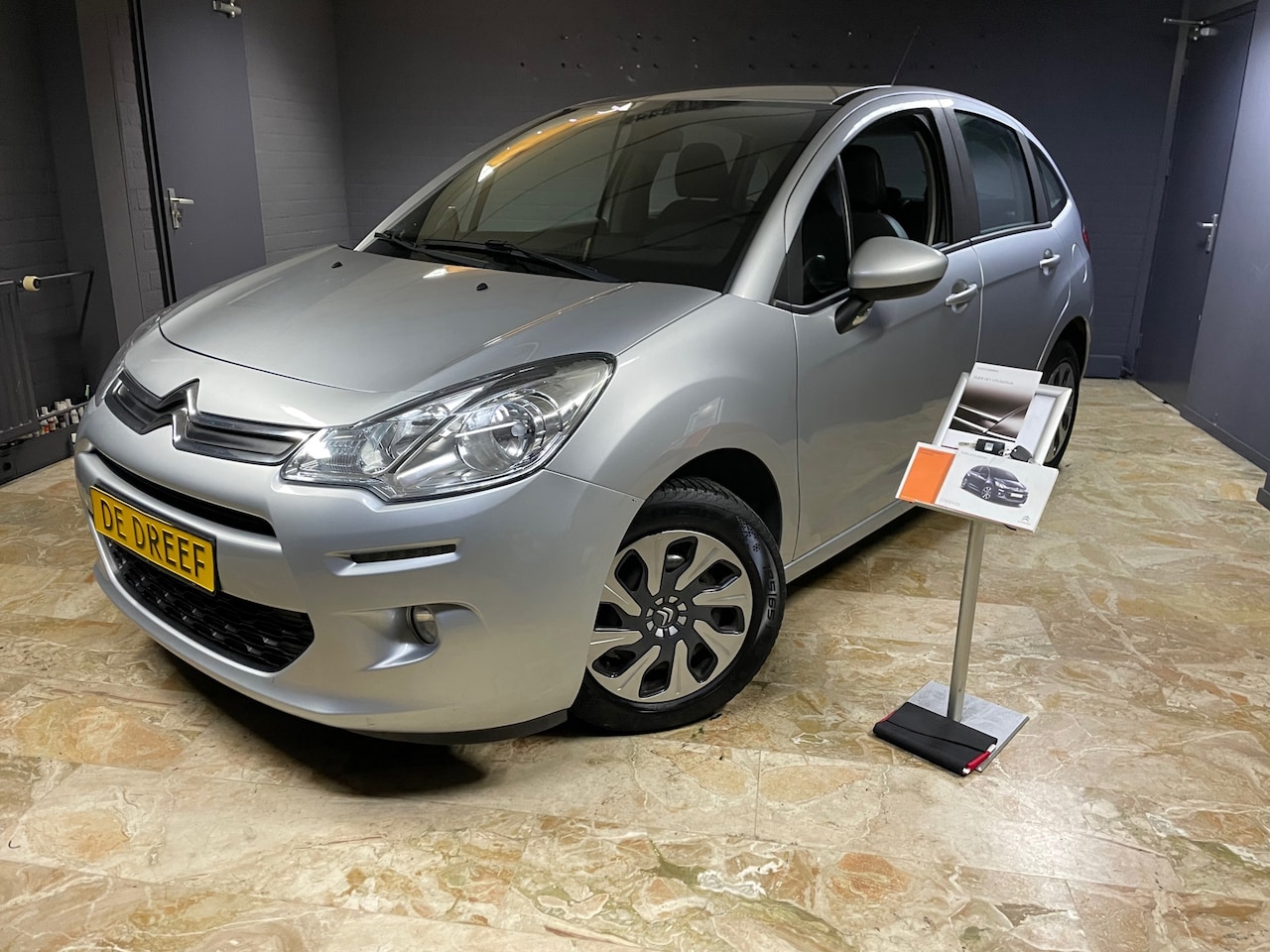 Citroën C3 - 1.2 PureTech Business 1.2 PureTech Business - AutoWereld.nl