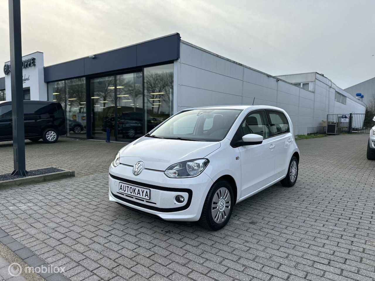 Volkswagen Up! - 1.0 high up! BlueMotion Airco Stoelverwarming - AutoWereld.nl