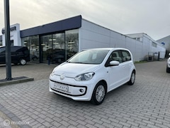 Volkswagen Up! - 1.0 high up BlueMotion Airco Stoelverwarming