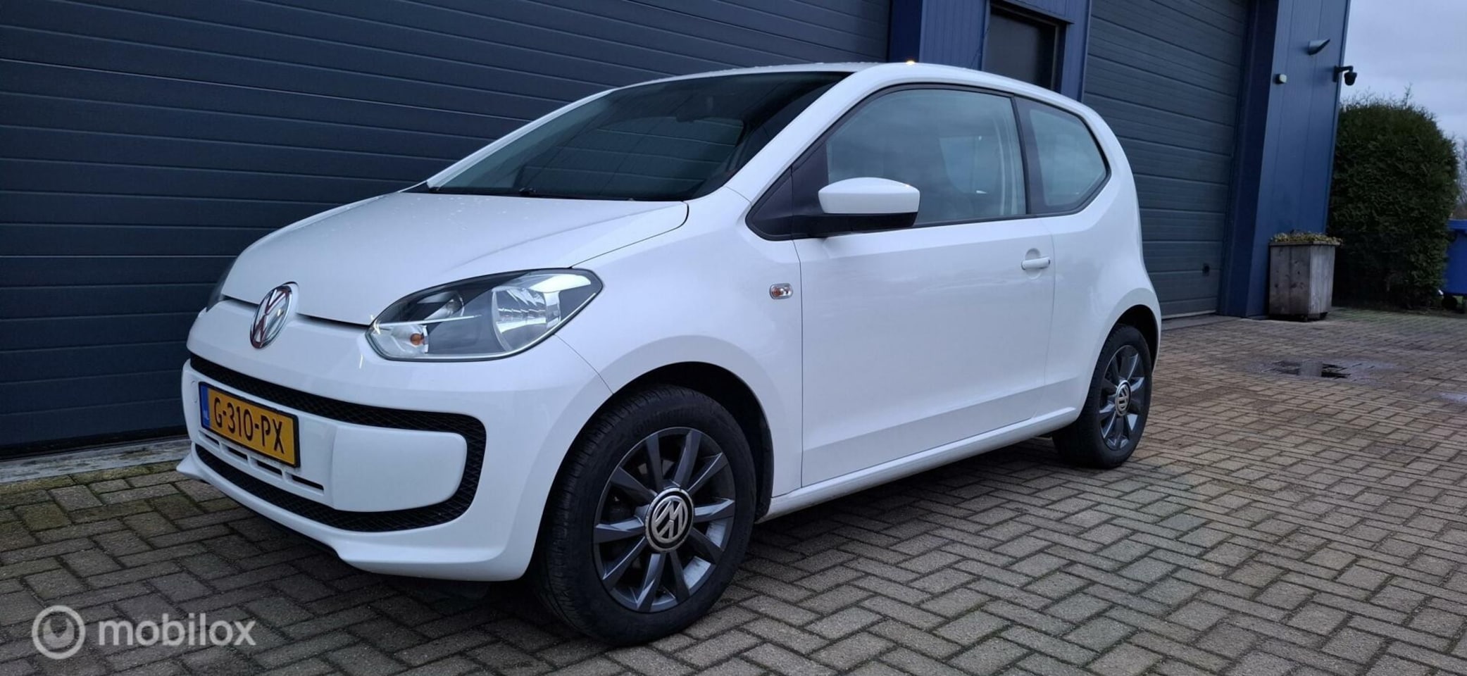 Volkswagen Up! - 1.0 Airco,Lichtmetaal. - AutoWereld.nl