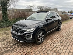 Volkswagen T-Roc - 1.5 TSI Sport Pano| Navi+BT| CARPLAY