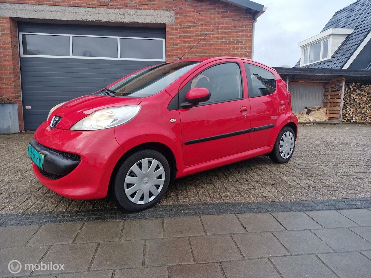 Peugeot 107 - 1.0-12V XS 1.0-12V XS - AutoWereld.nl