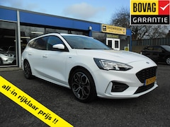 Ford Focus Wagon - ECOBOOST HYBRID 125PK ST-LINE NAV ECC 18"LMV CAMERA PDC XENON RIJKLAARPRIJS